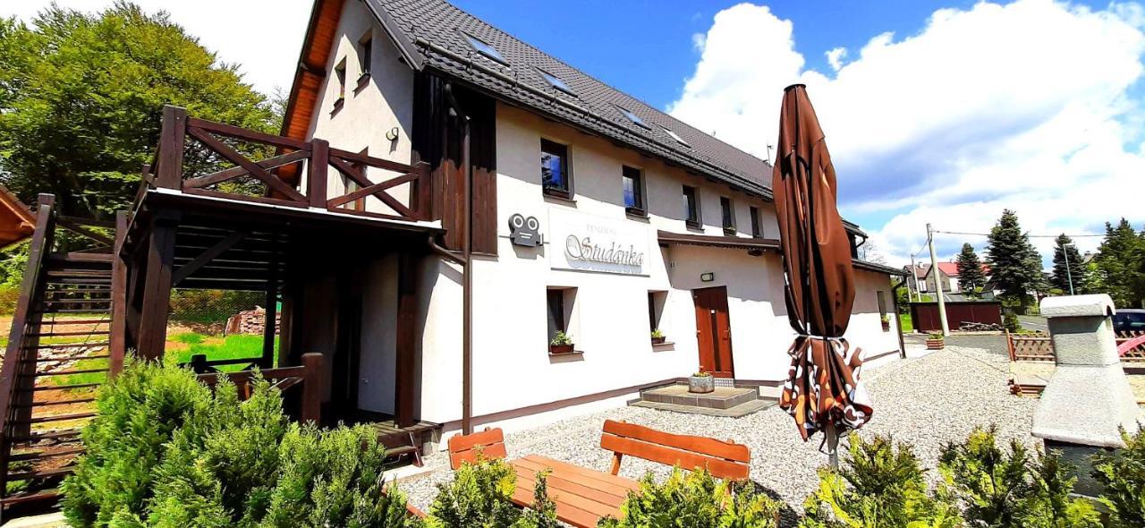 Penzion Studanka, Klíny Exterior foto